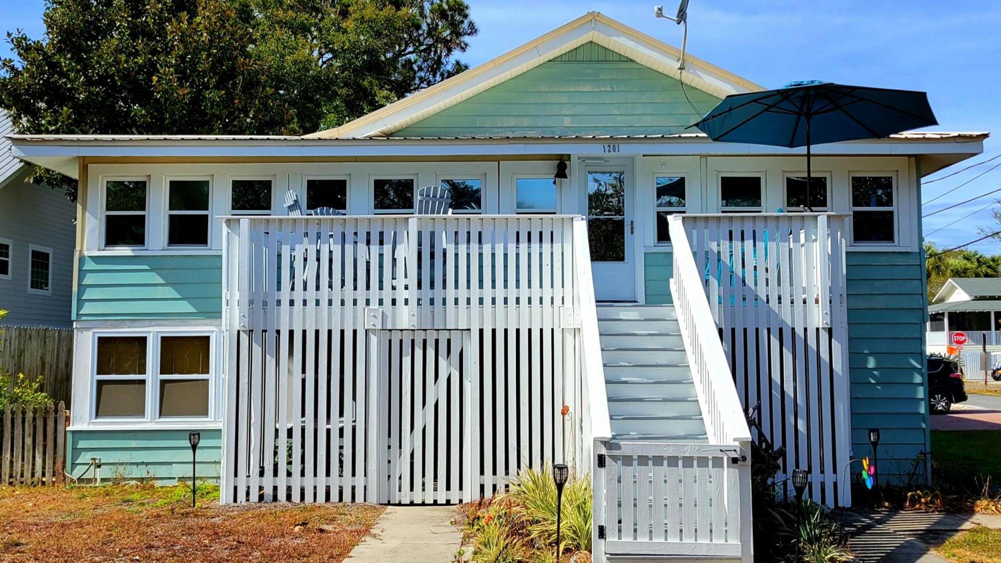 1201 Lovell Avenue By Tybee Beach Vacation Rentals Тайби-Айленд Экстерьер фото