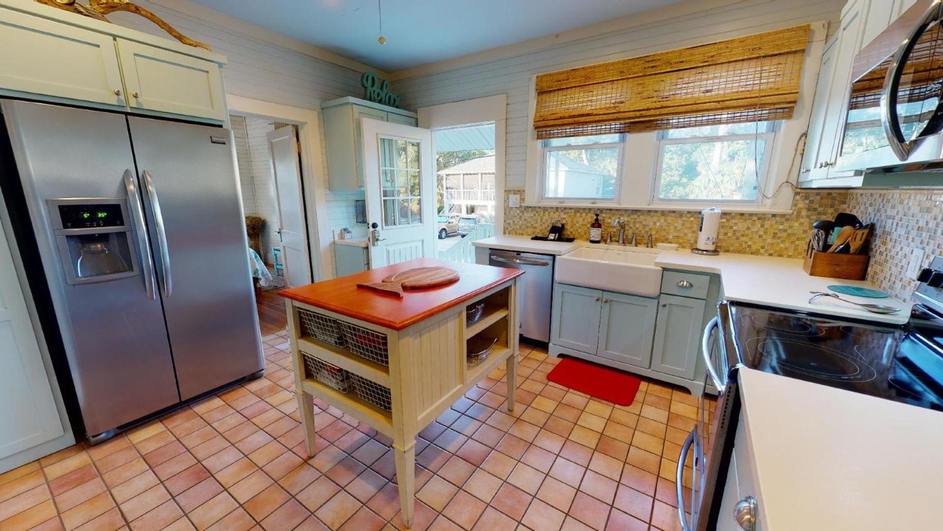 1201 Lovell Avenue By Tybee Beach Vacation Rentals Тайби-Айленд Экстерьер фото